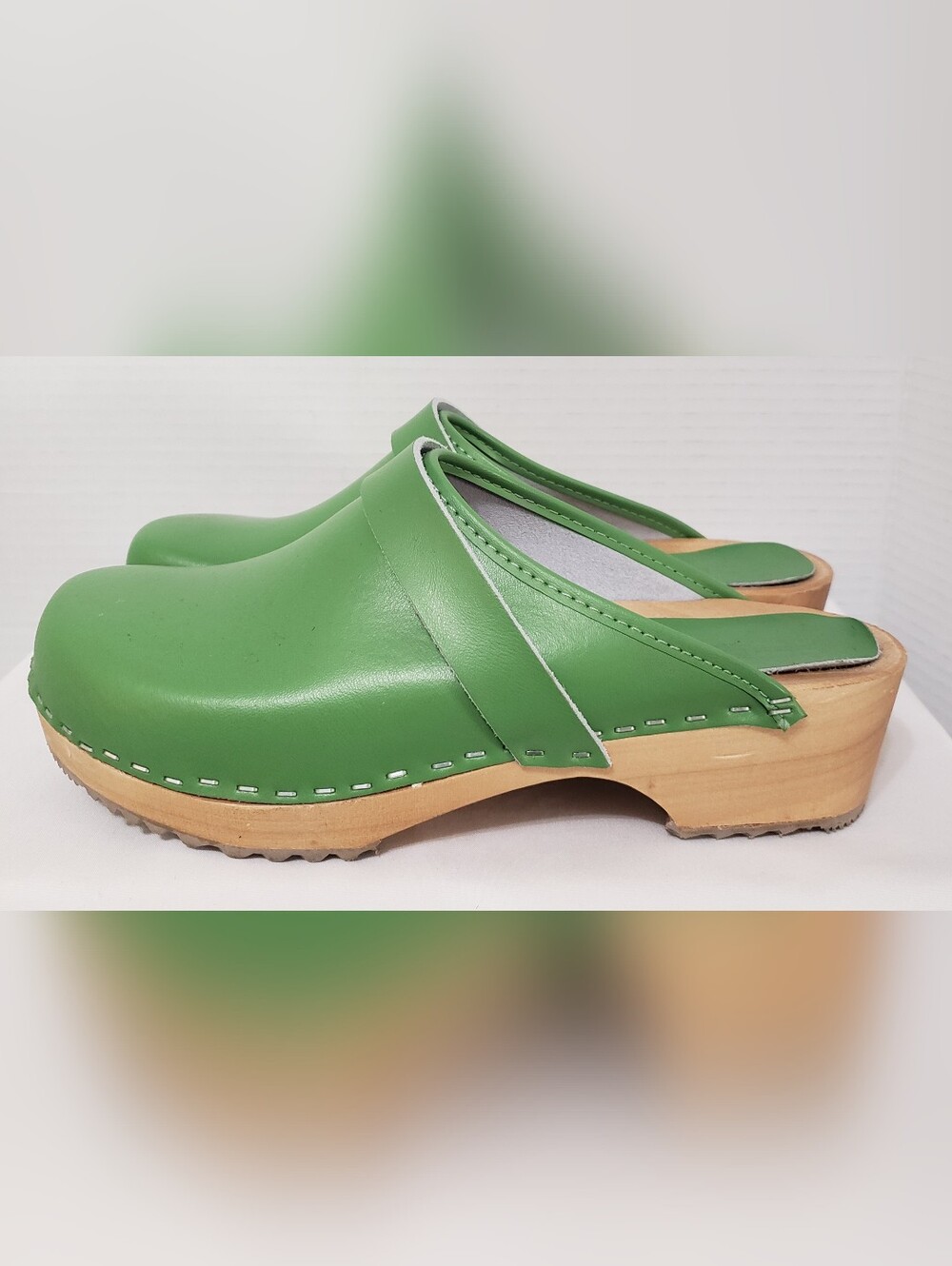 BJORK Maja Wood Open Back Leather Clogs, Size Eu-39 US 8.5-9 Green - Picture 2 of 14